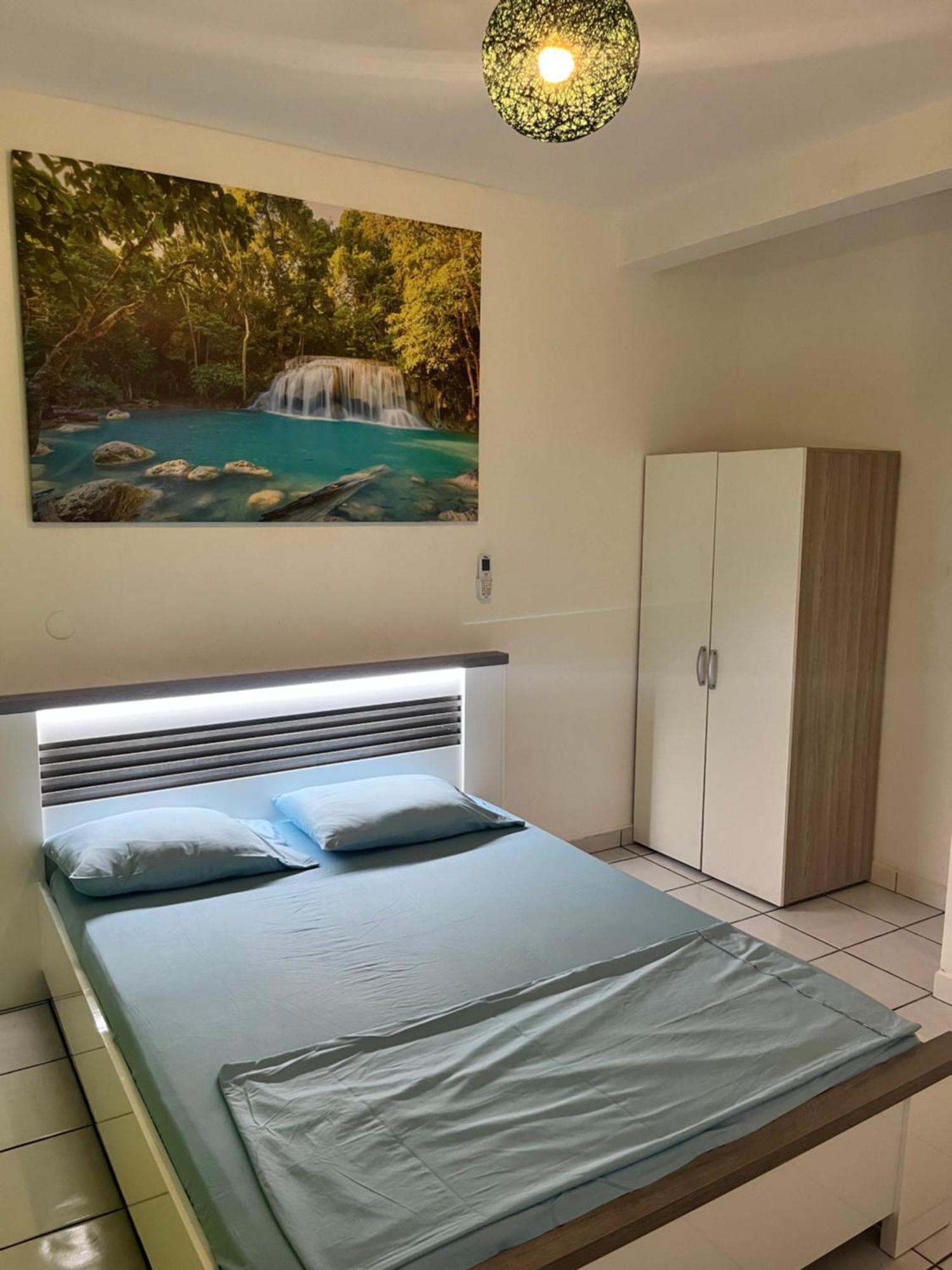Apartament Chez Marc Les Abymes Zewnętrze zdjęcie